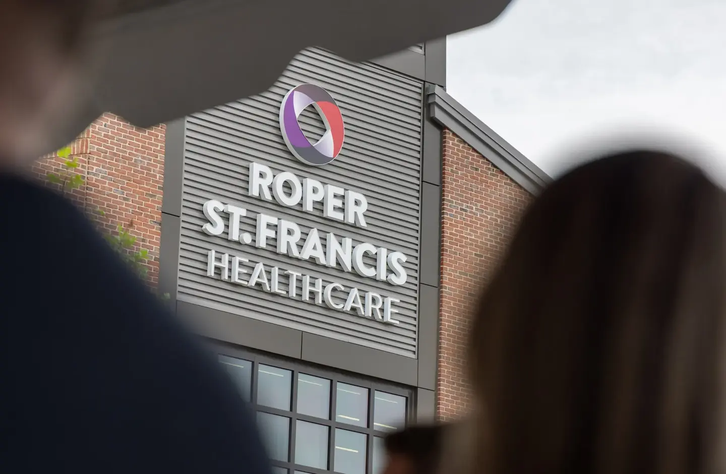 Roper St. Francis Healthcare logo on building