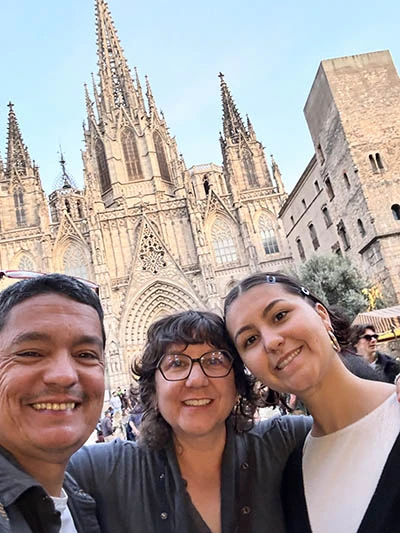 Mia Chaveco family trip