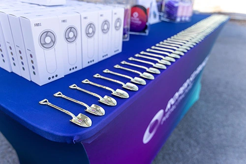 giveaway table