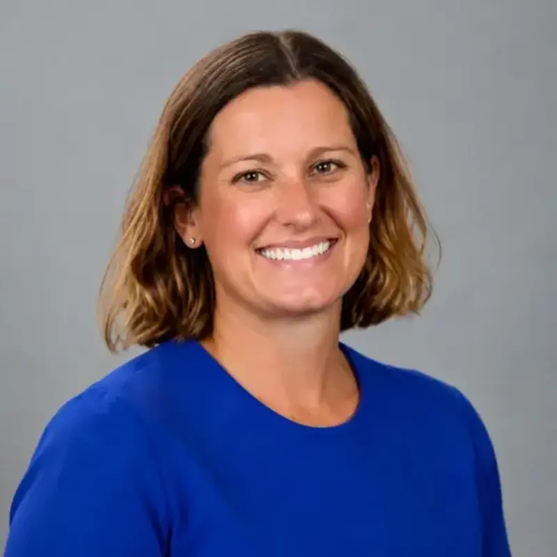 Elizabeth Strojny