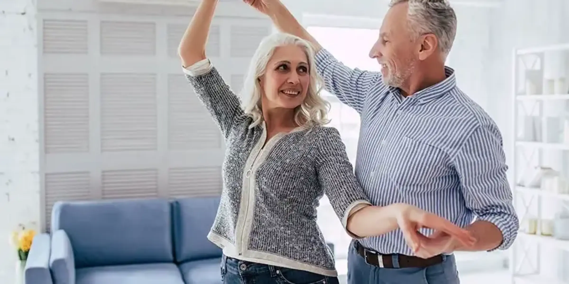 couple dancing