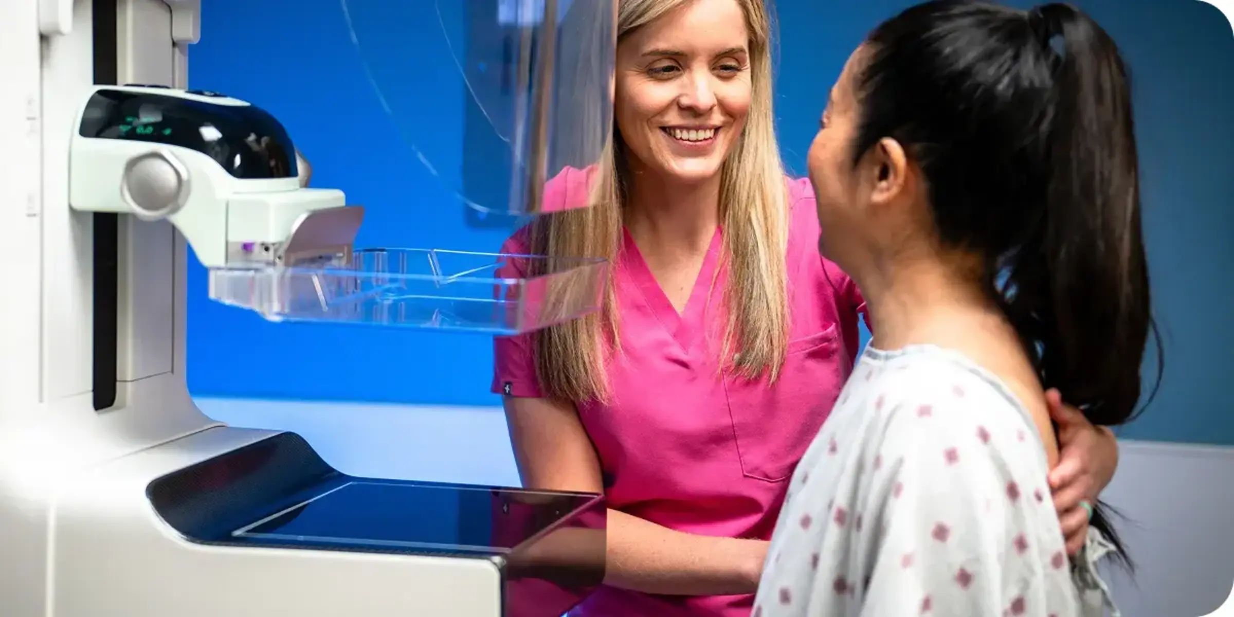 nurse mammogram woman