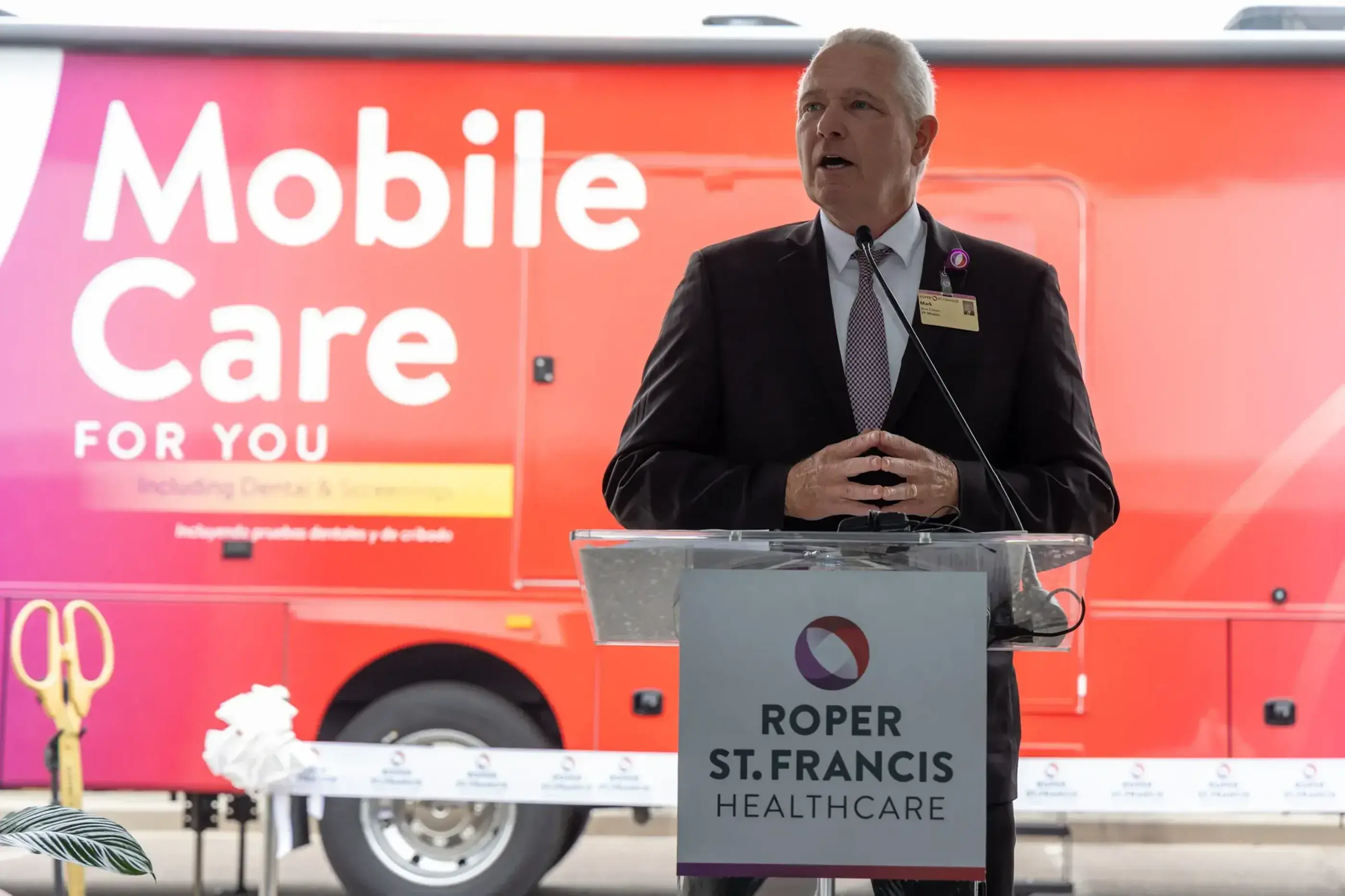 mobile unit ribbon cutting Mark Dickson