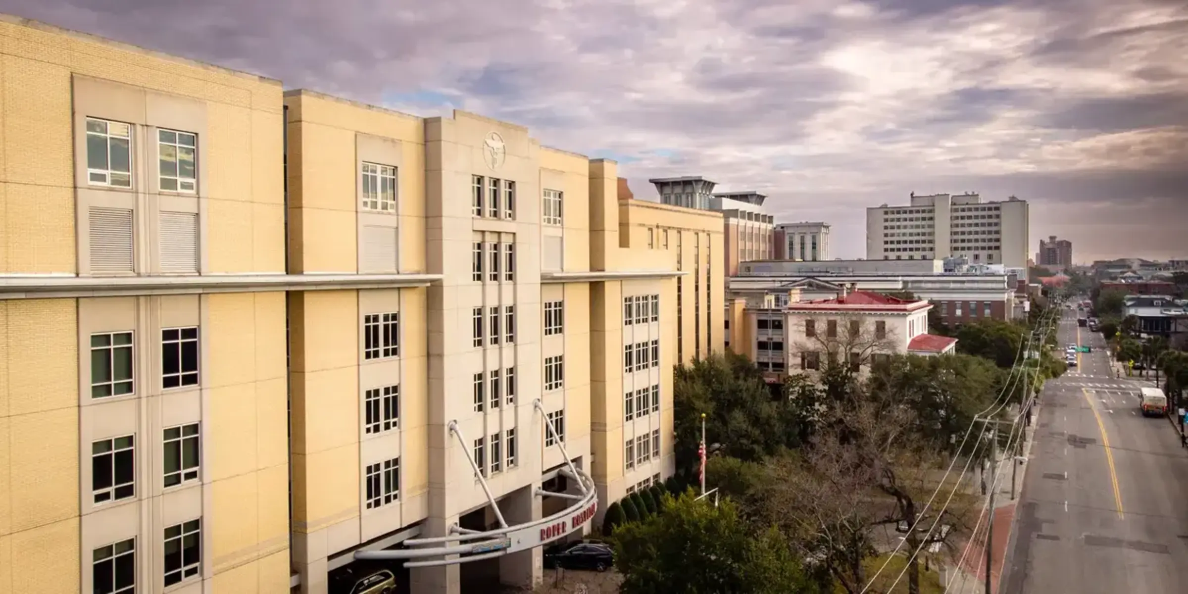 Roper Hospital Exterior