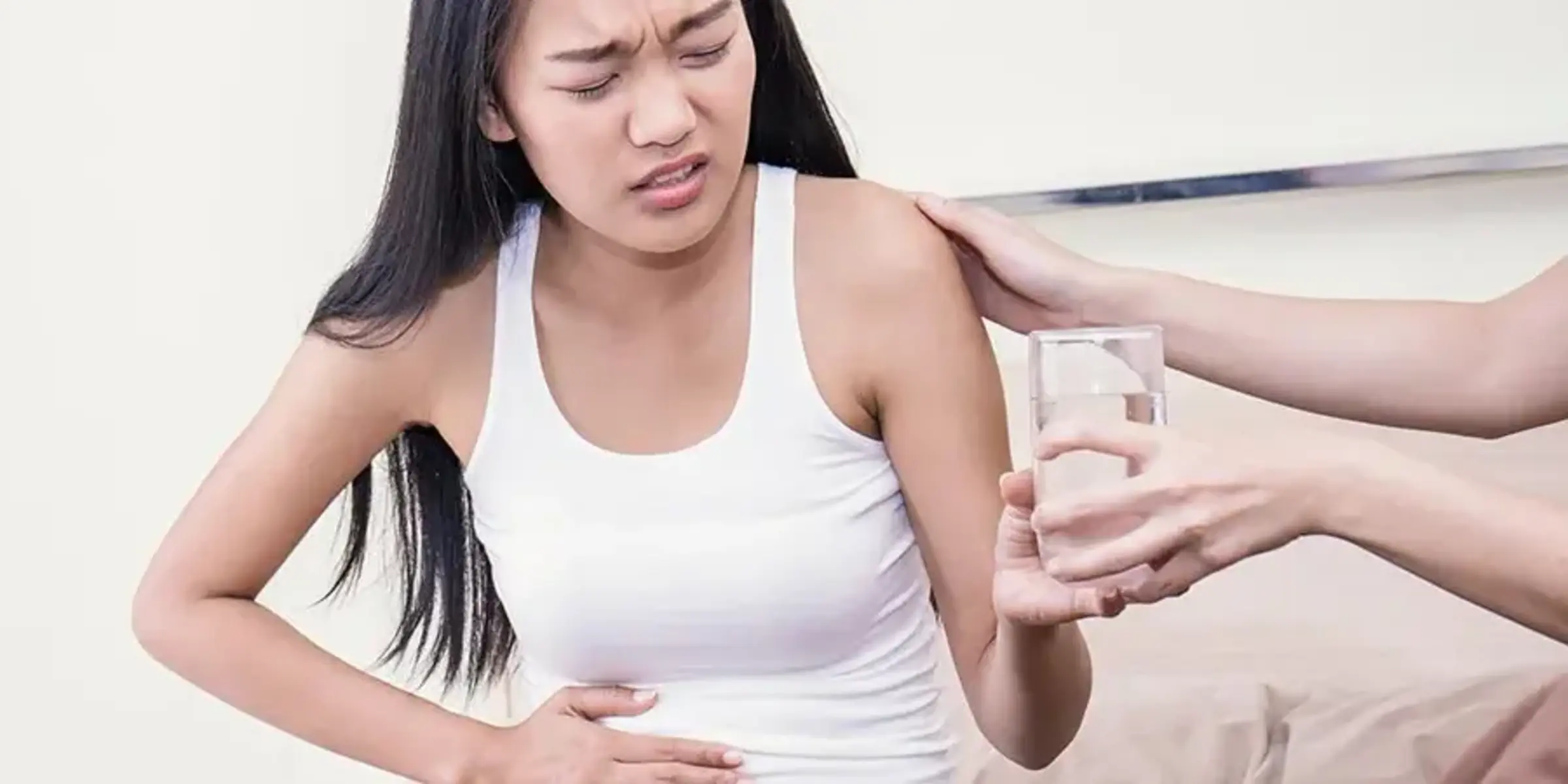 girl with period cramps