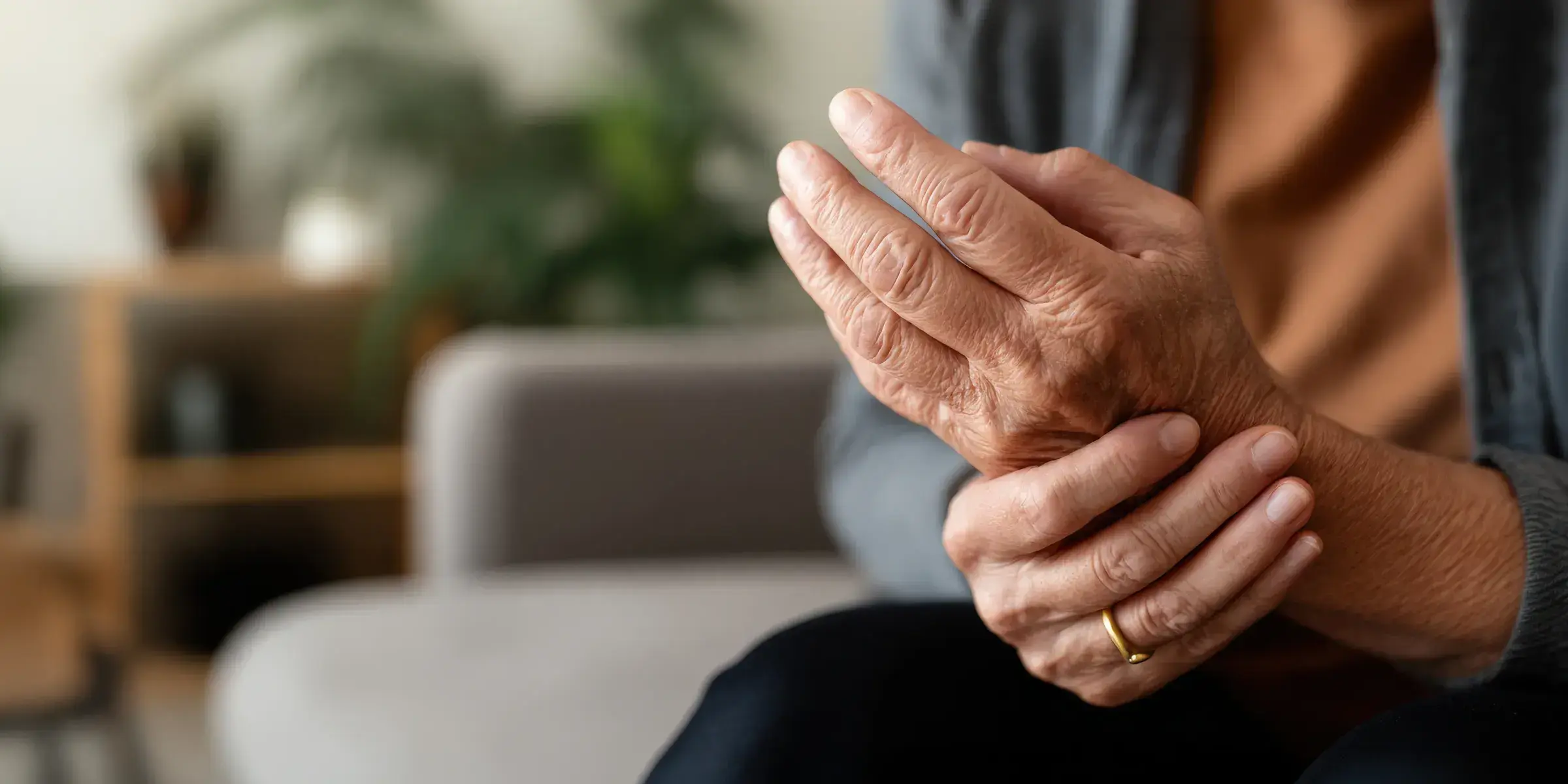 Hand in pain