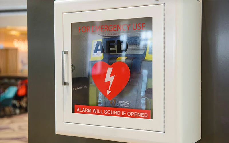 AED-on-wall