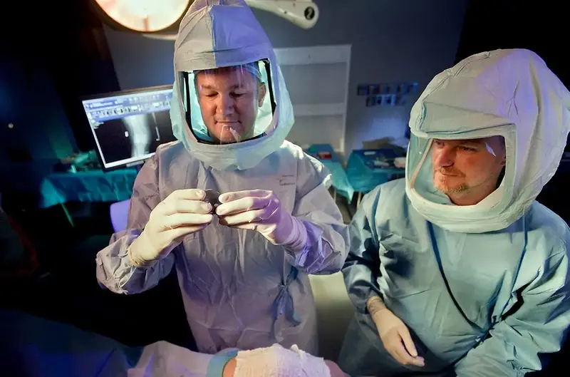 Dr. John McCrosson during a knee replacement procedure