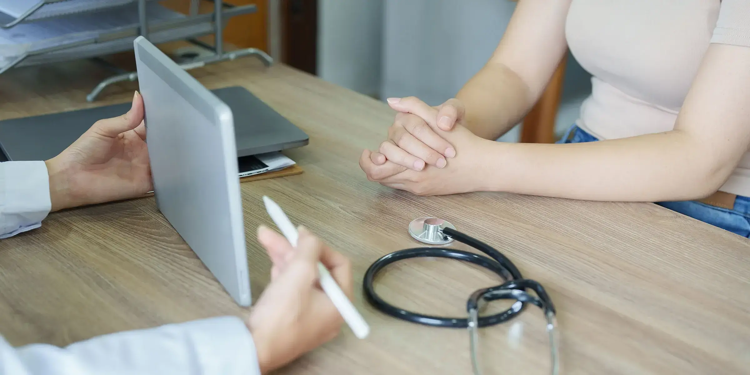 doctor explains using ipad