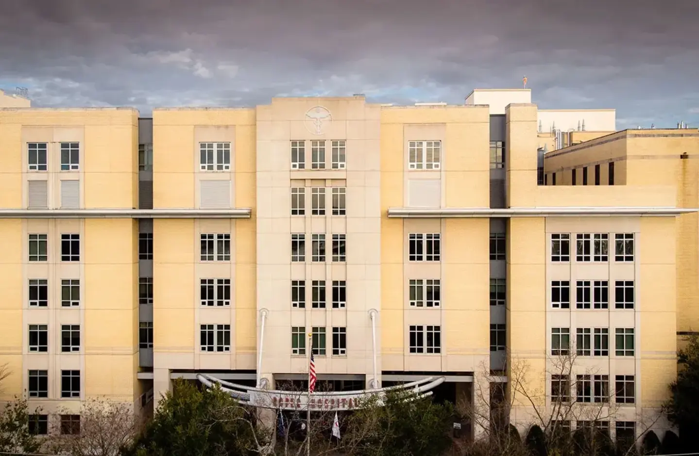 Roper Hospital Exterior
