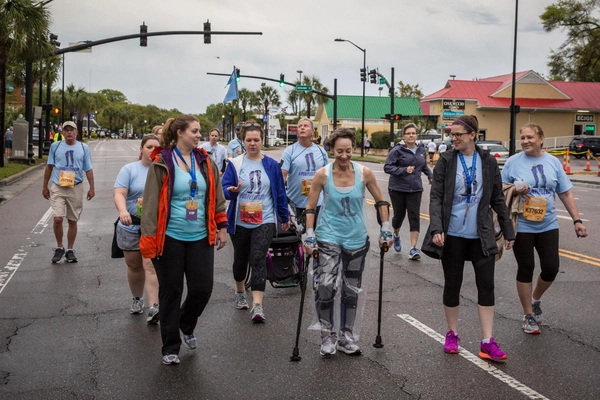Marka Rodgers first incomplete quardirplegic to complete bridge run