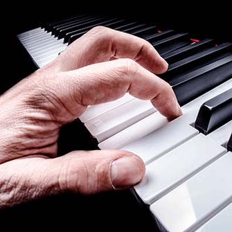 hand and piano